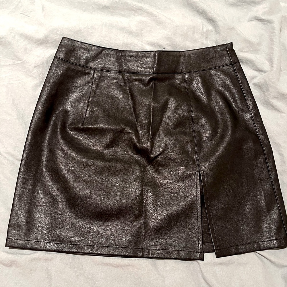 Princess Polly black faux leather mini skirt with side slit- size small